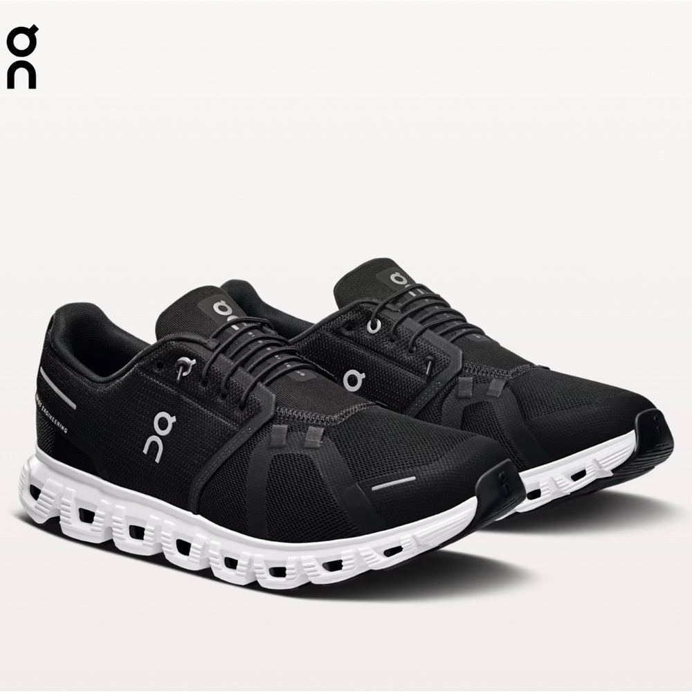 On Cloud 6 Running Sneakers